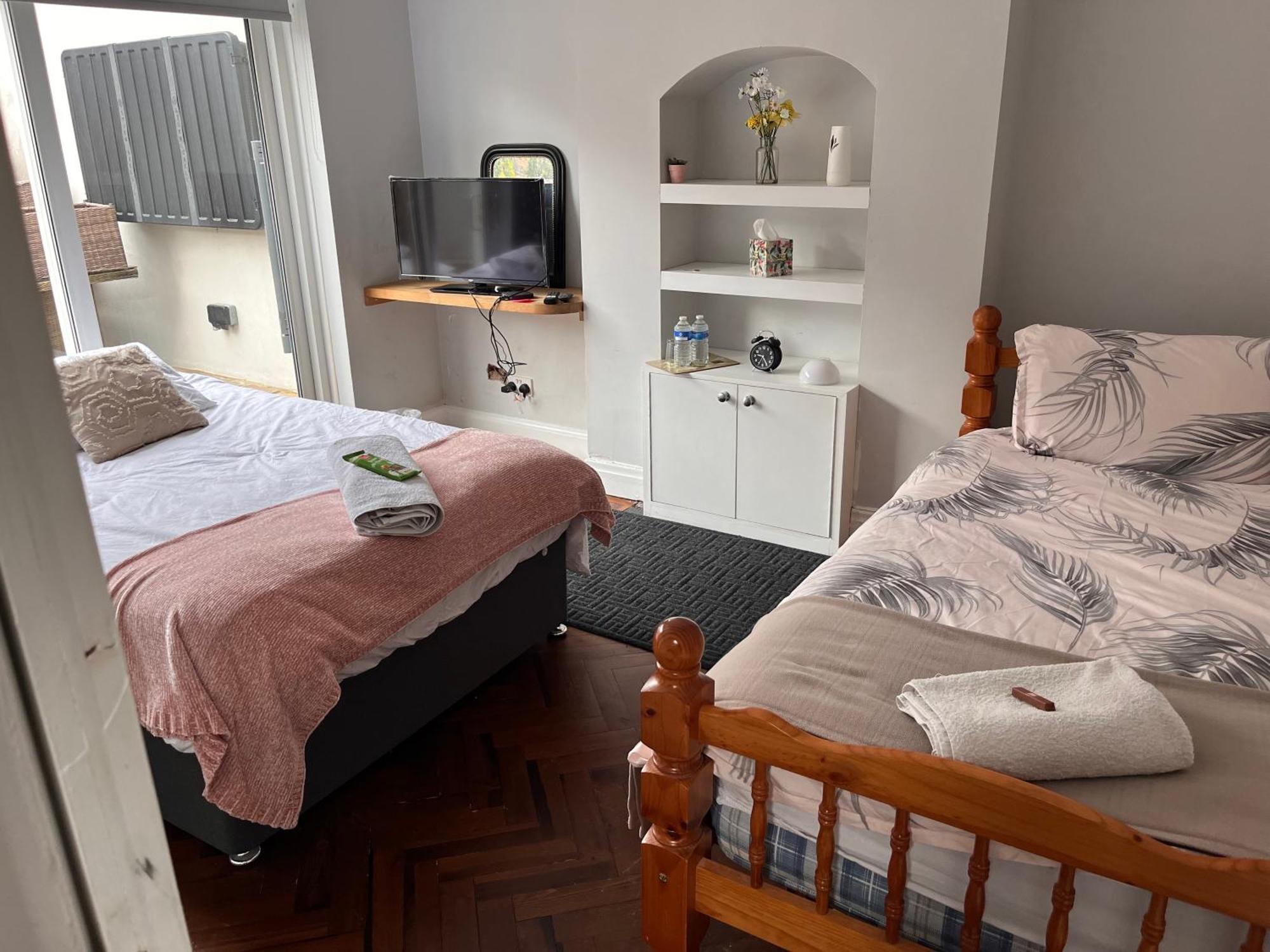 Home From Home Cosy B&B Londen Buitenkant foto