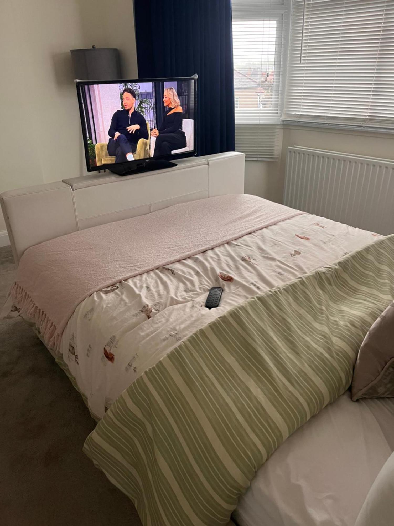Home From Home Cosy B&B Londen Buitenkant foto