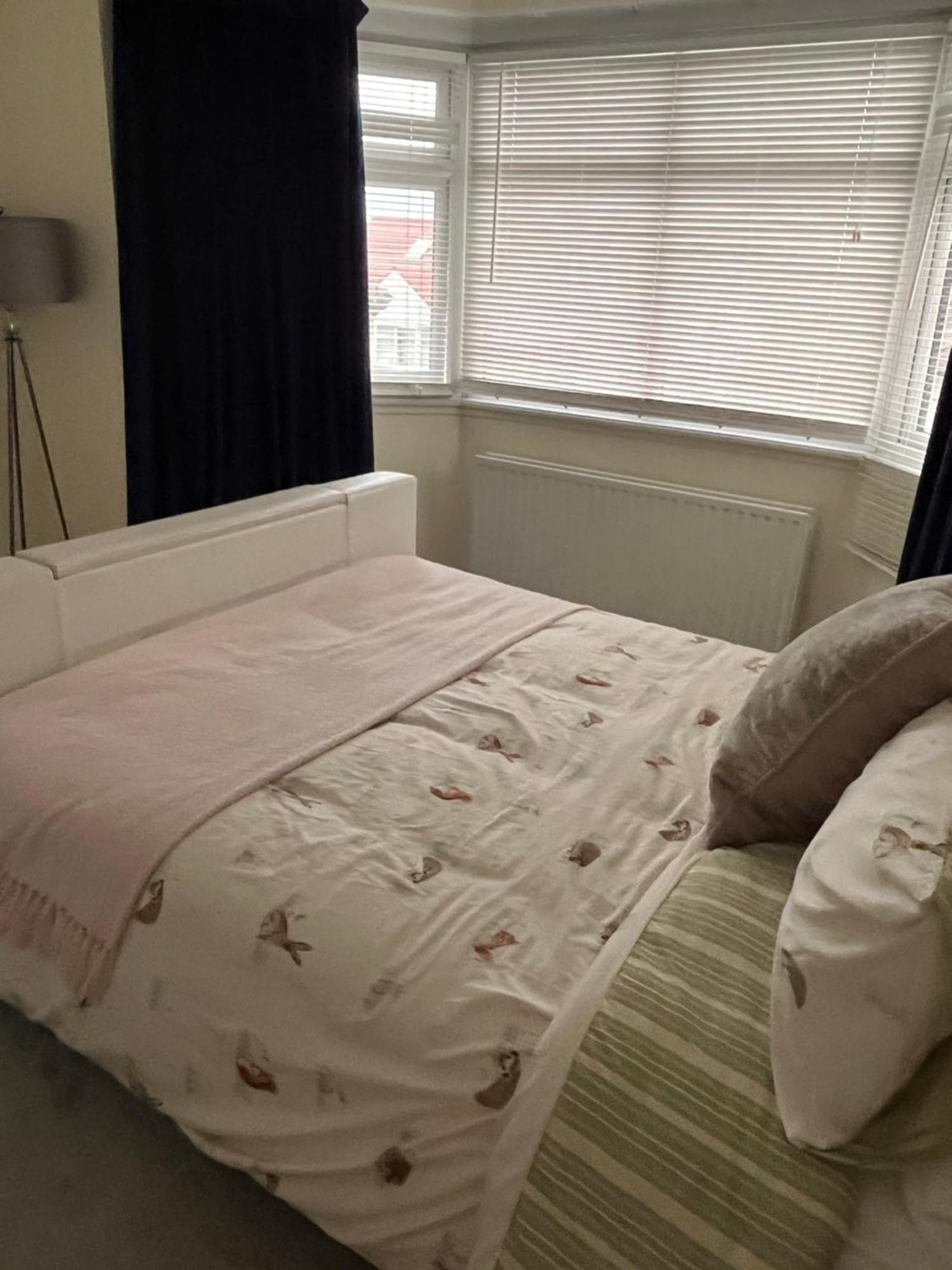 Home From Home Cosy B&B Londen Buitenkant foto