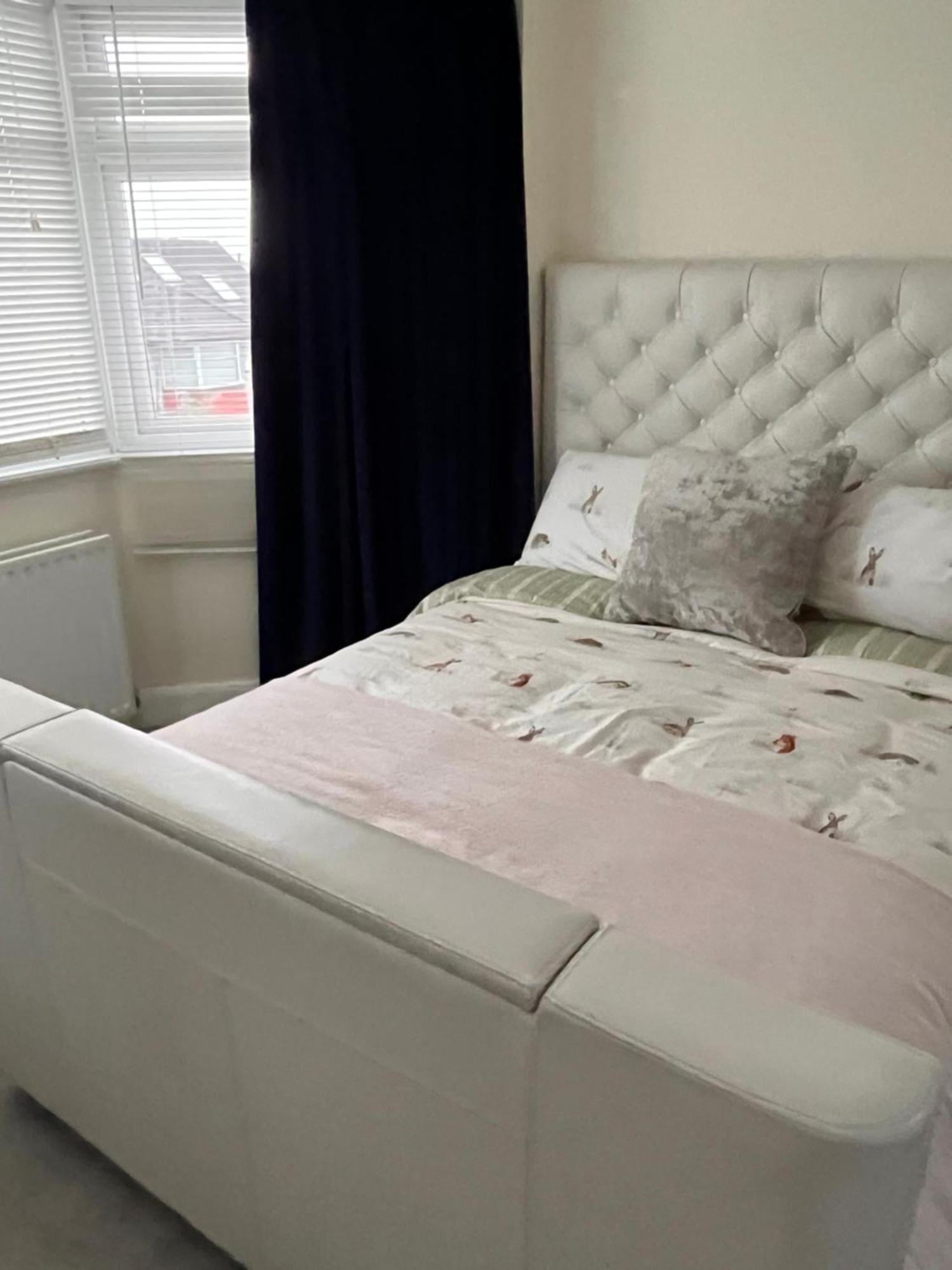 Home From Home Cosy B&B Londen Buitenkant foto